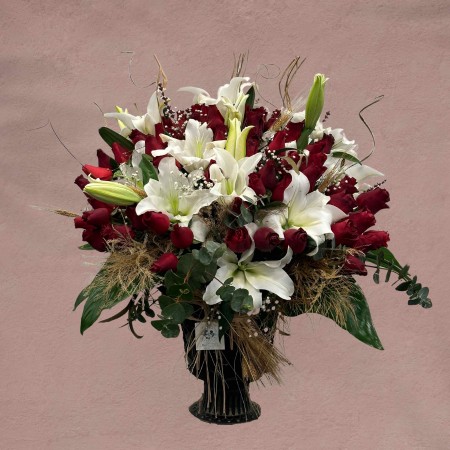 Lilies & Roses